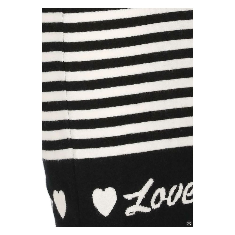  - Elegant Striped Knit Dress with Long Sleeves