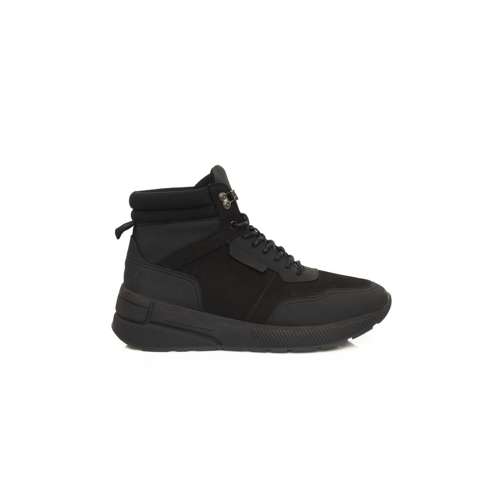 Black Leather Men Sneaker - The Luxe Alliance