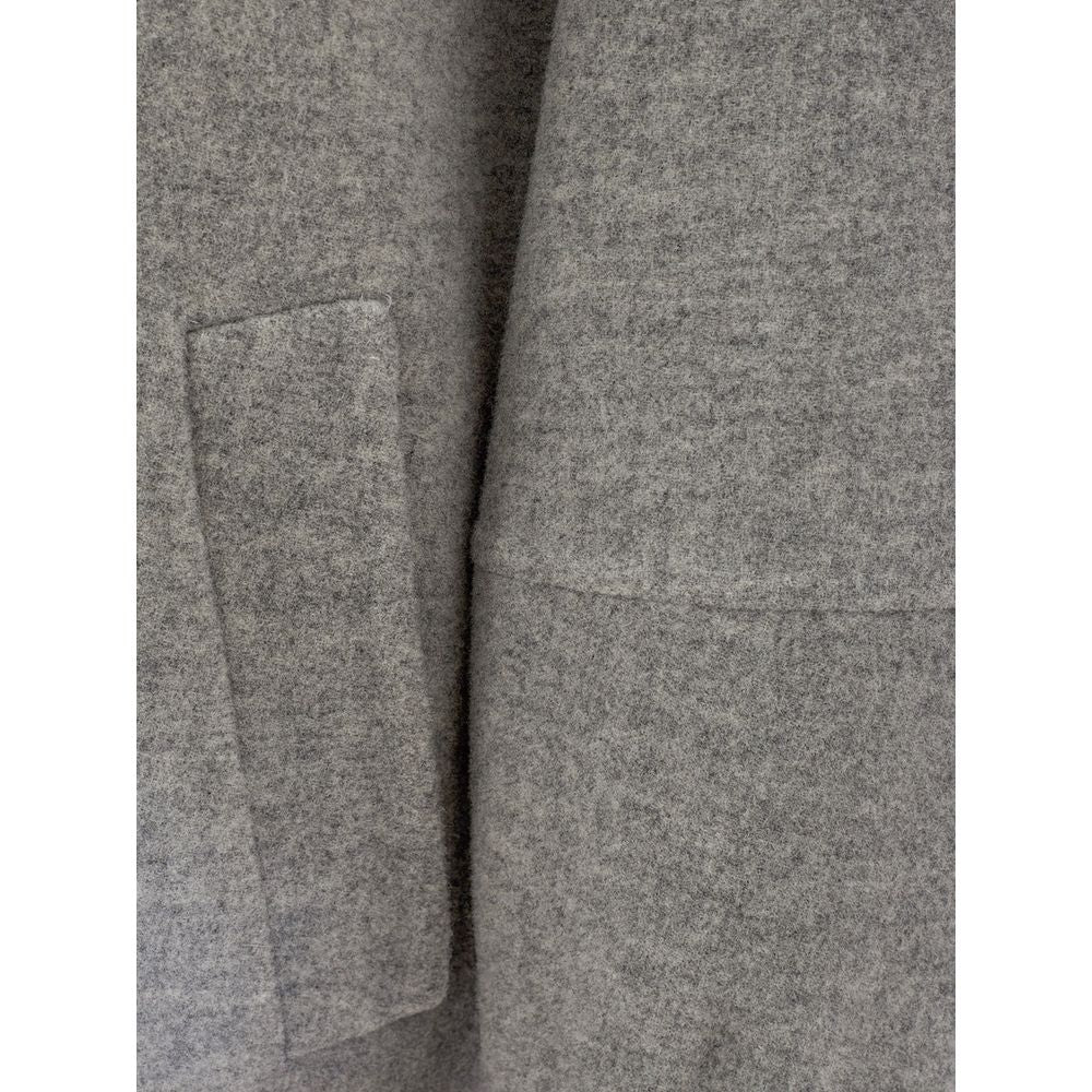  - Elegant Gray Wool Jacket for Timeless Style