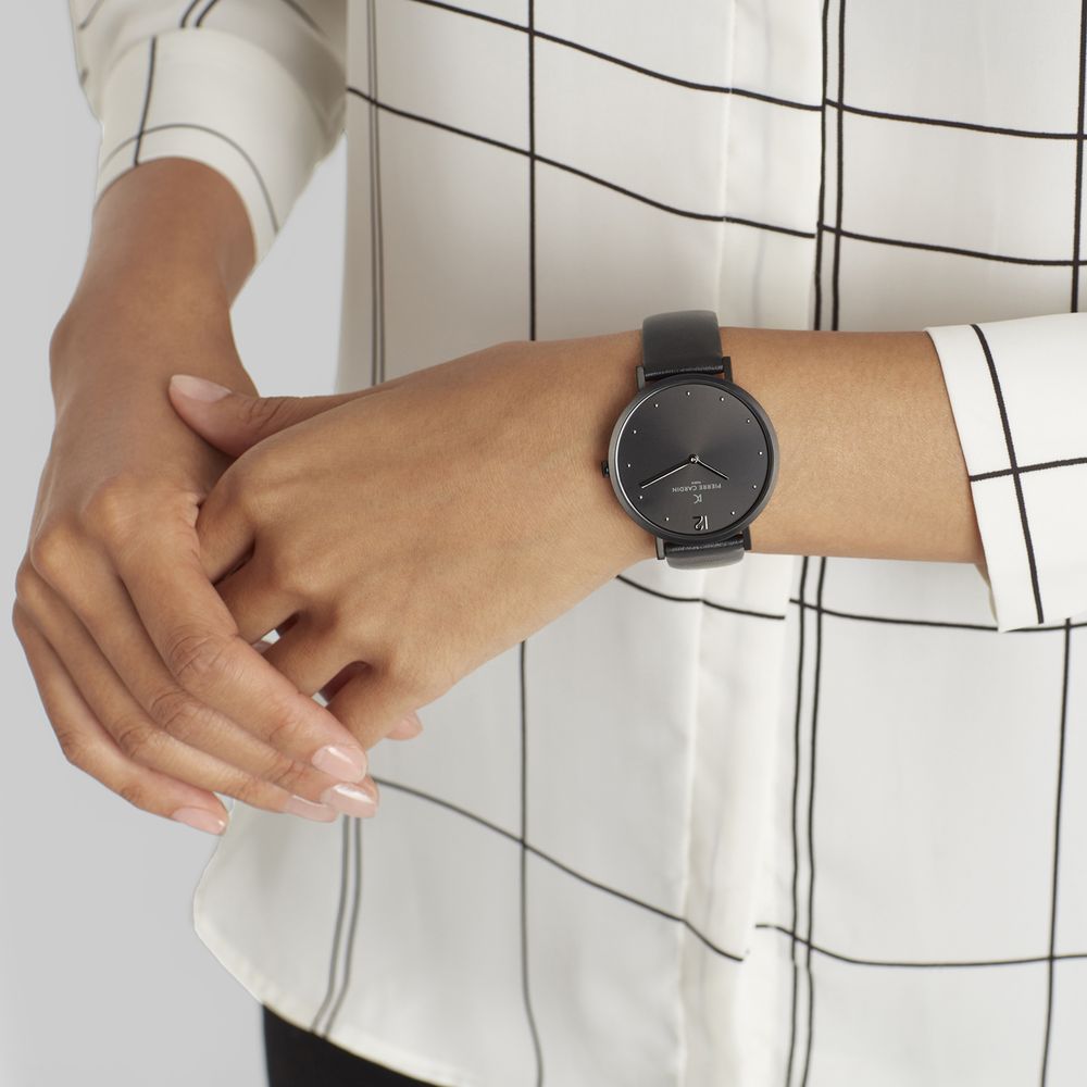 Black Women Watch - The Luxe Alliance