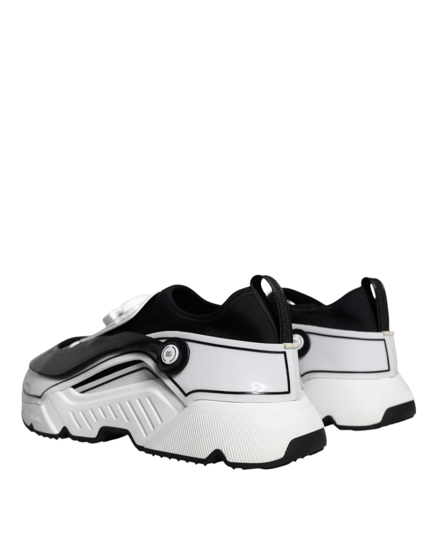 White Black Logo Plaque Daymaster Sneakers Shoes - The Luxe Alliance