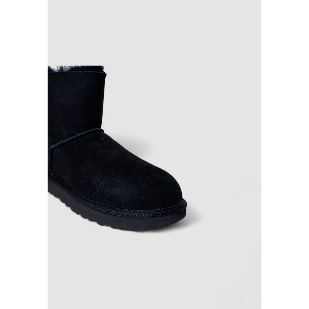 Black Suede Boot - The Luxe Alliance