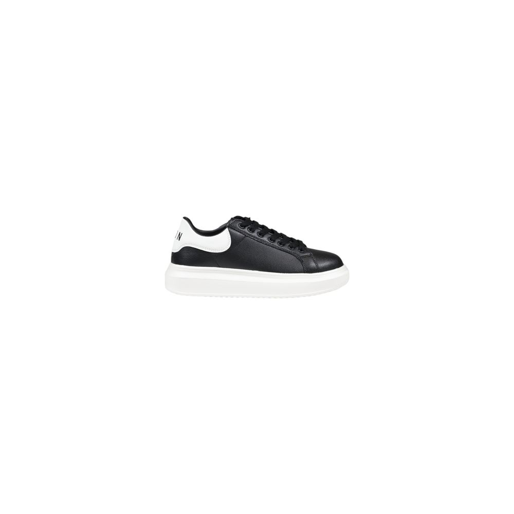  - Black Fabric Sneaker