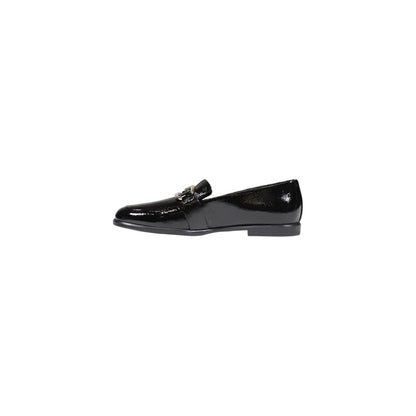  - Black Leather Flat Shoe