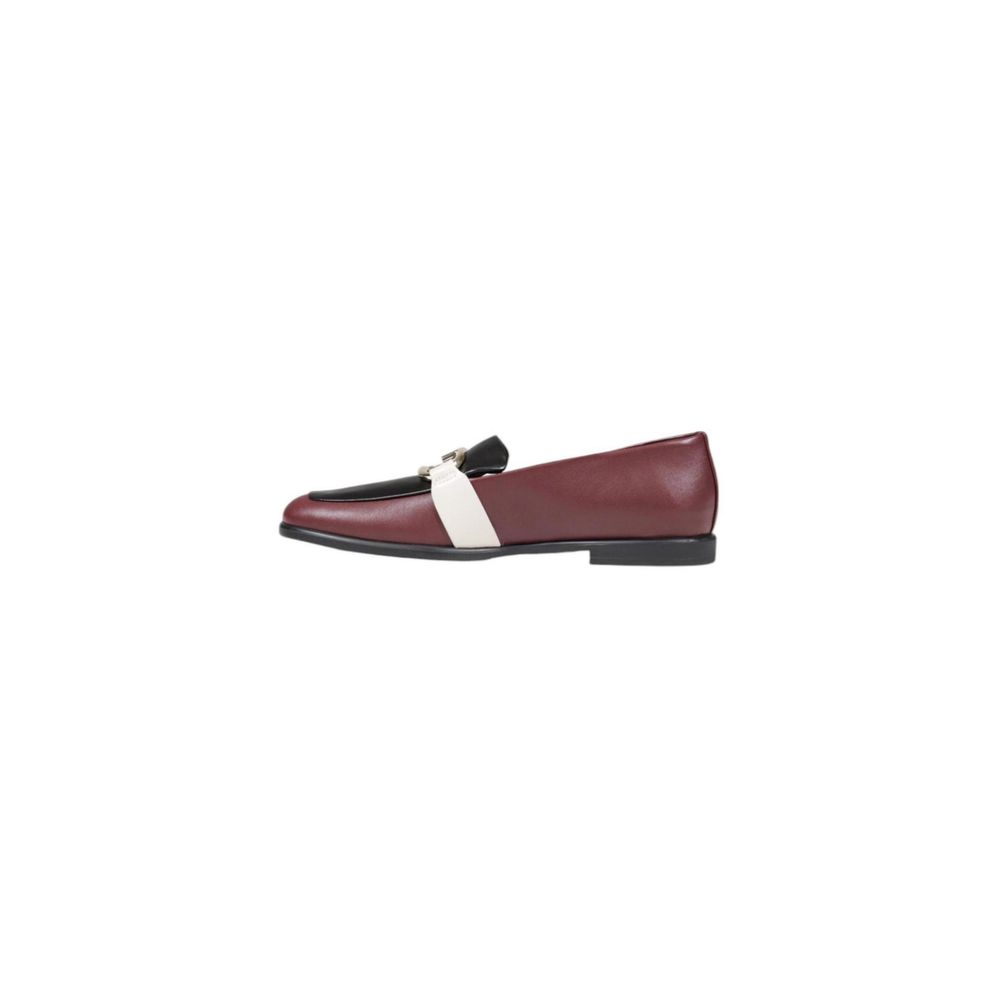  - Purple Leather Flat Shoe