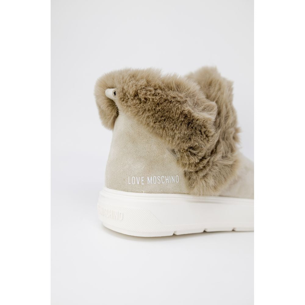  - Beige Leather Sneaker