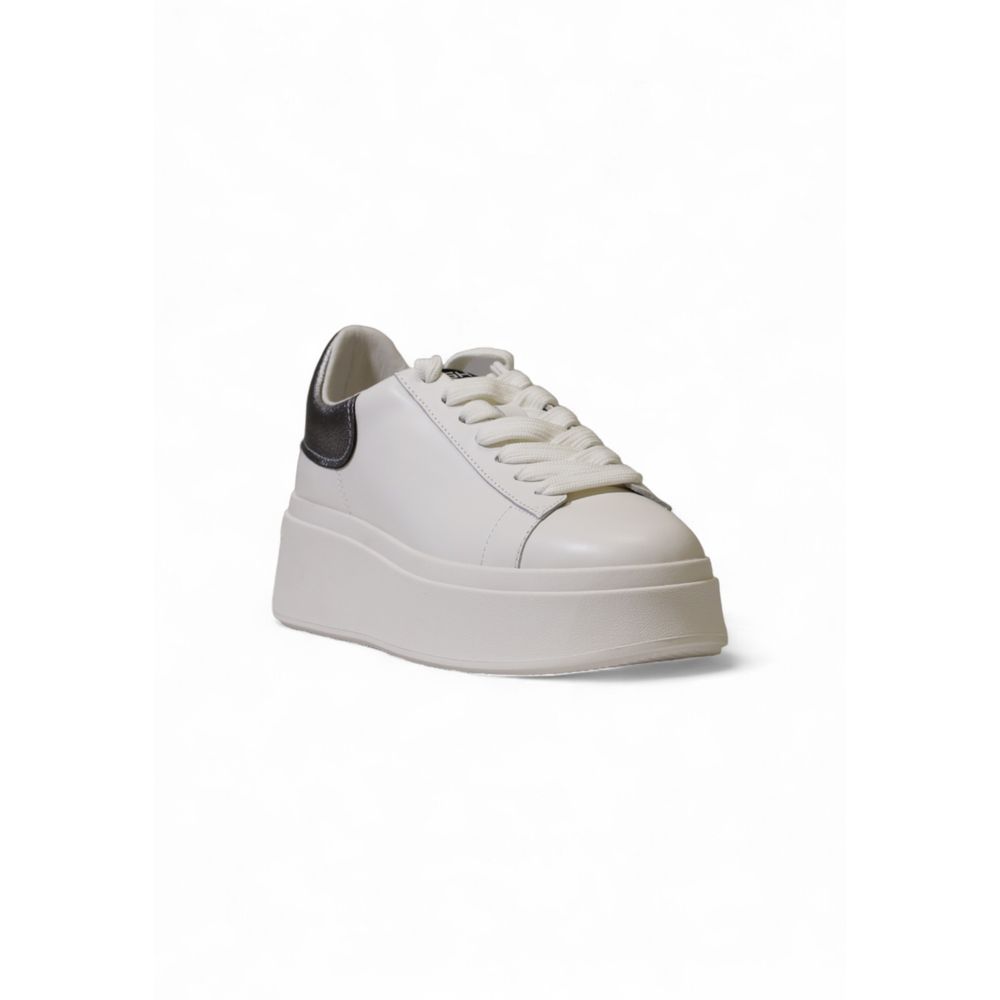 Bicolor Leather Sneaker