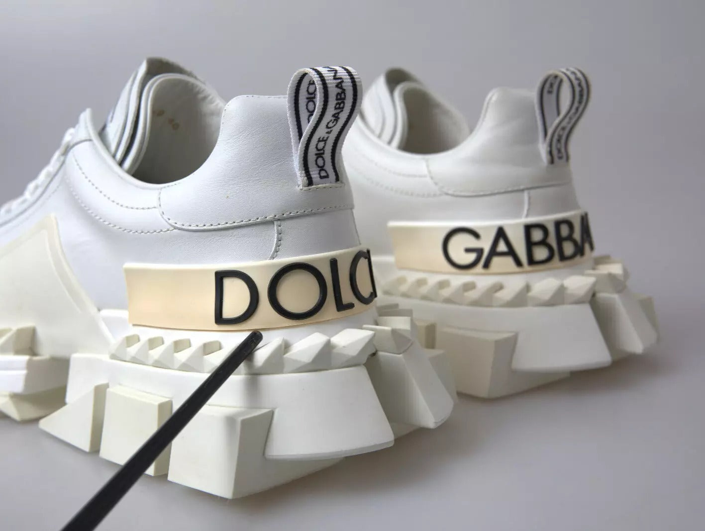 Dolce & Gabbana White Leather Super Queen Women's Sneakers