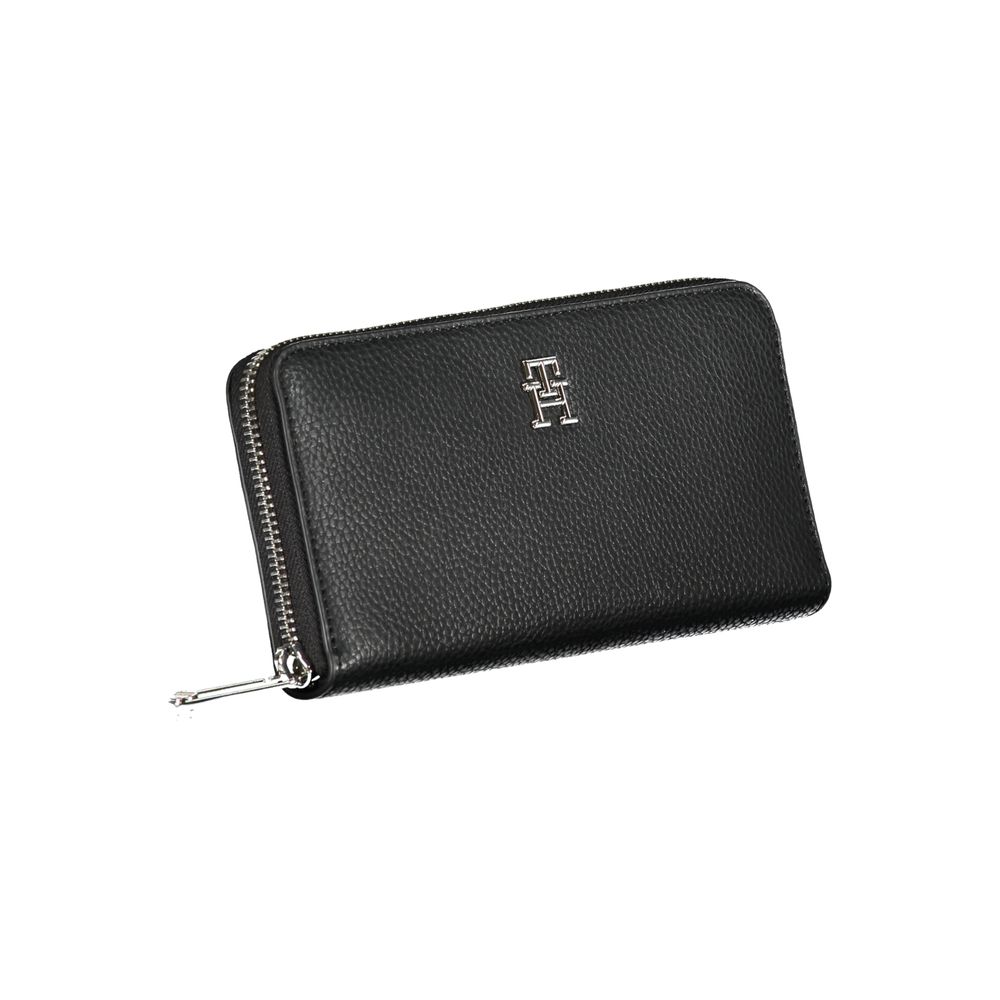 Tommy Hilfiger Women's Black Multipurpose Wallet