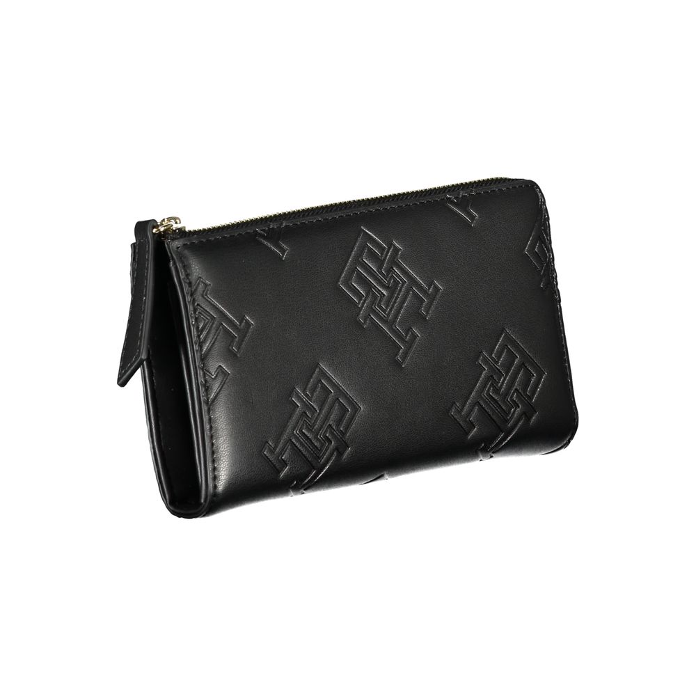 Tommy Hilfiger Women's Black Logo Zip Wallet