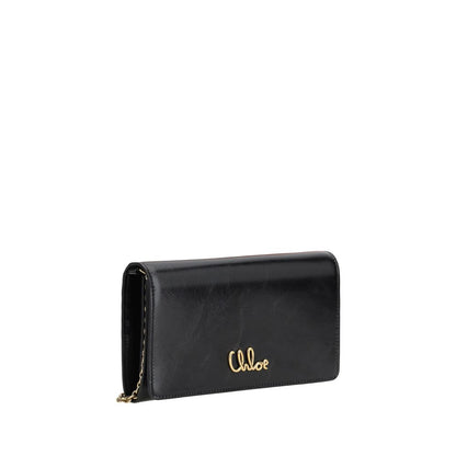 Chloé Iconic Pochette - Elegant Versatile Accessory