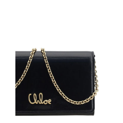 Chloé Iconic Pochette - Elegant Versatile Accessory