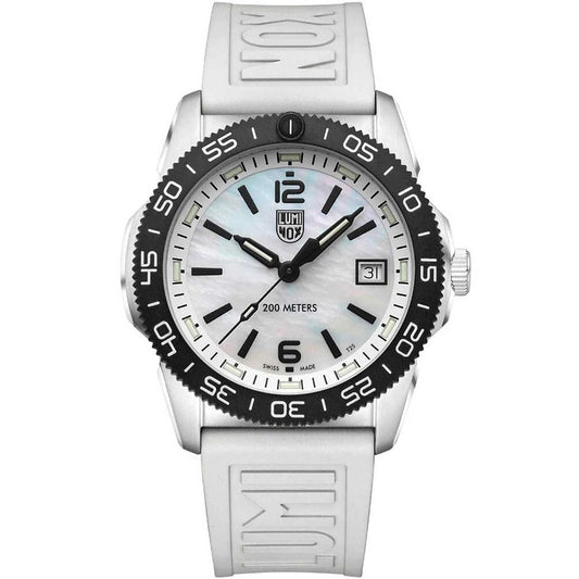Luminox White Rubber Dive Watch with Date Functionality