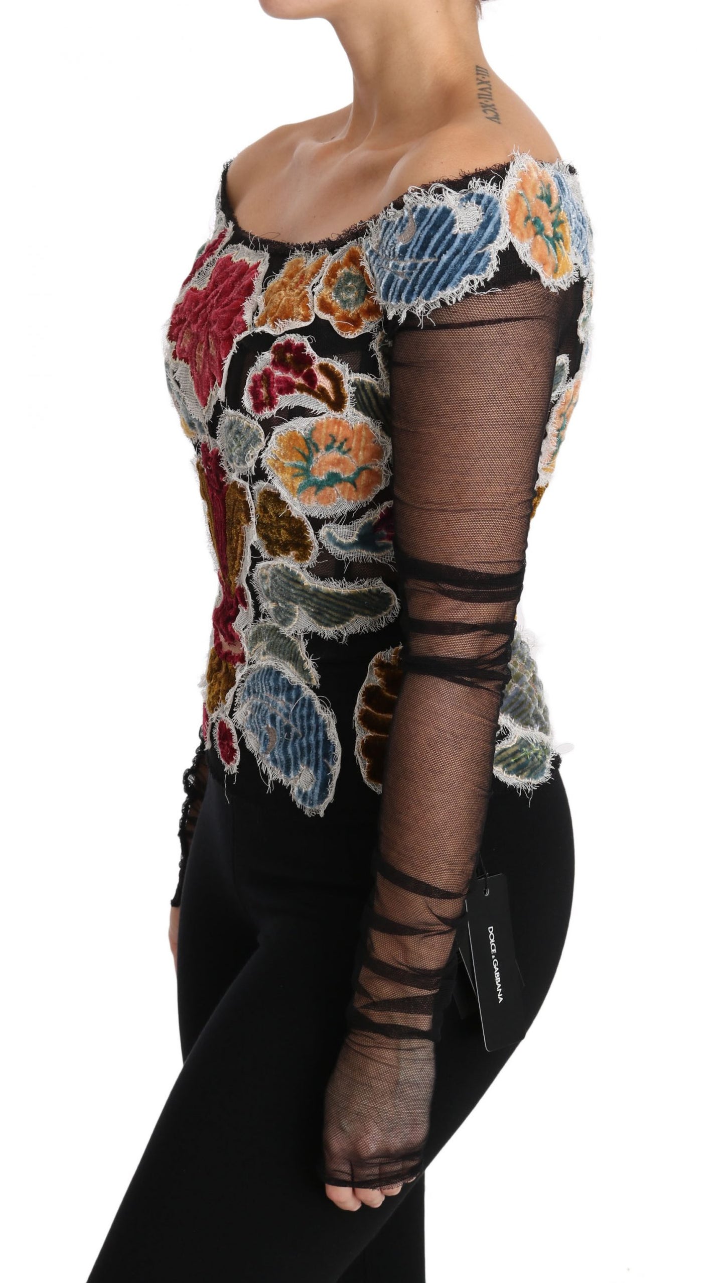  - Elegant Floral Applique Long Sleeve Top