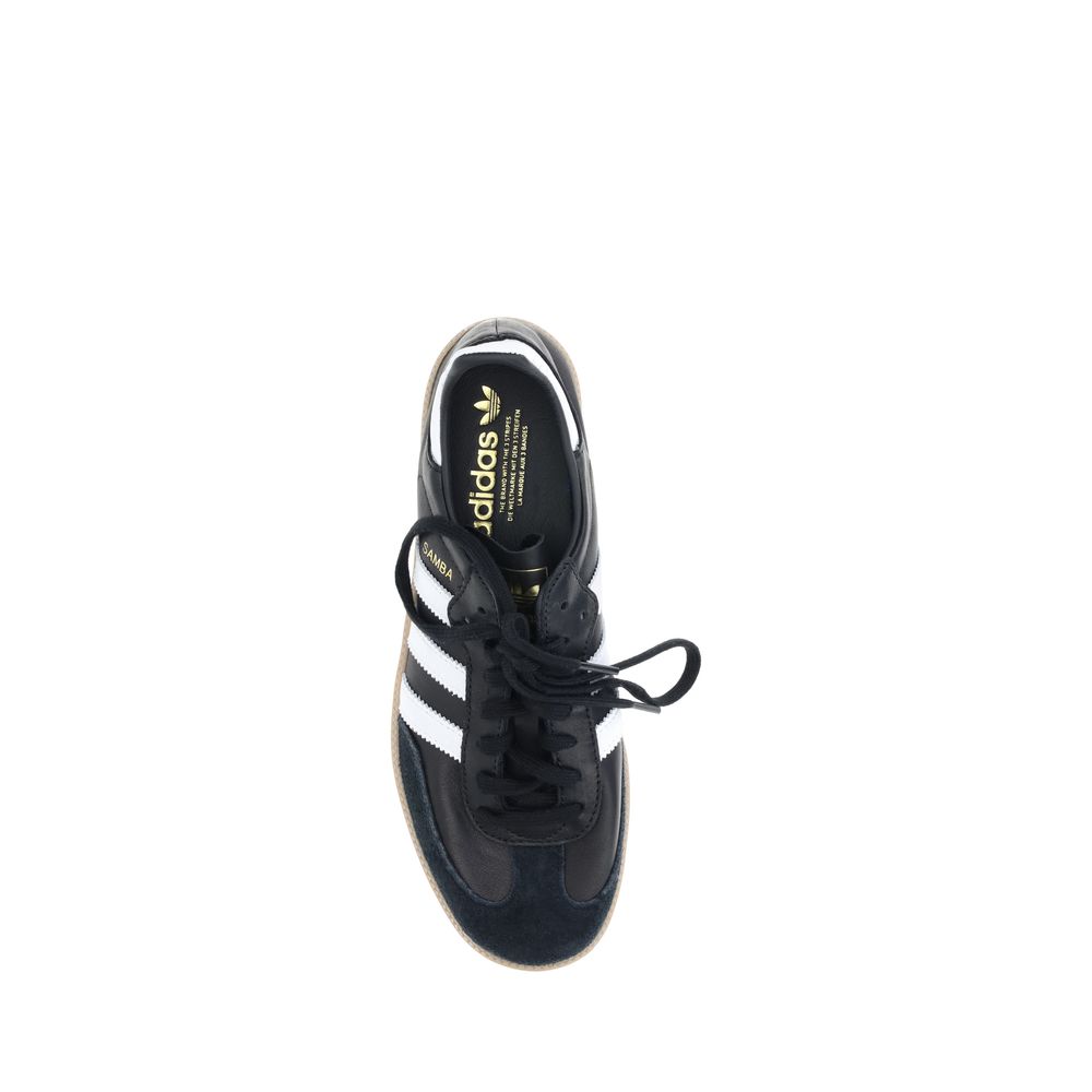 Adidas Samba Sneakers: Classic Sporty Elegance