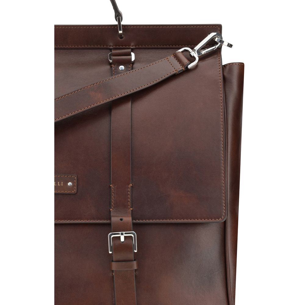 Brunello Cucinelli Leather Travel Bag: A Blend of Luxury and Functionality