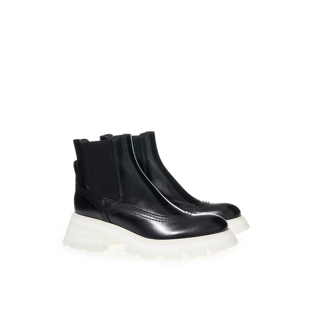 Alexander McQueen - Monochrome Chunky Sole Chelsea Boots