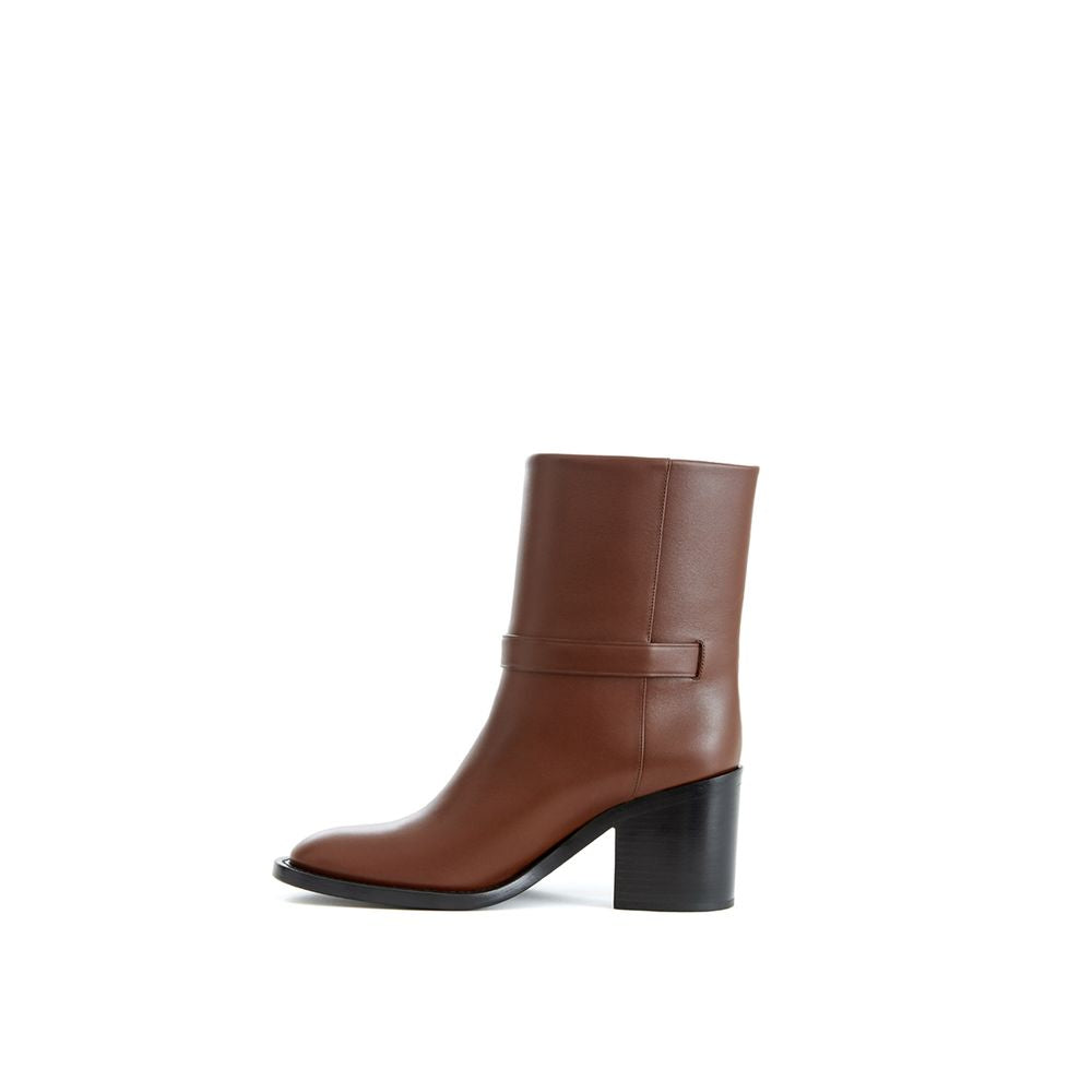 Burberry Brown Leather Boot: Timeless Elegance Redefined