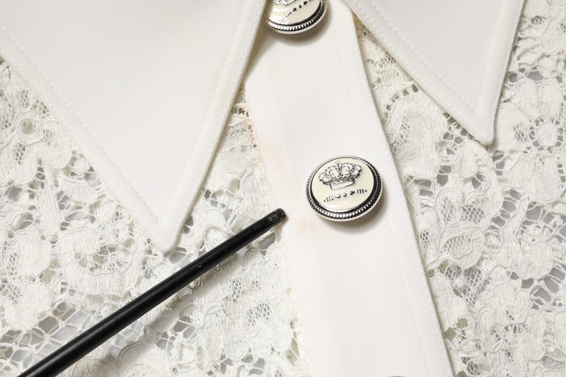 Dolce & Gabbana White Floral Lace Long Sleeves Shift Dress - Preowned