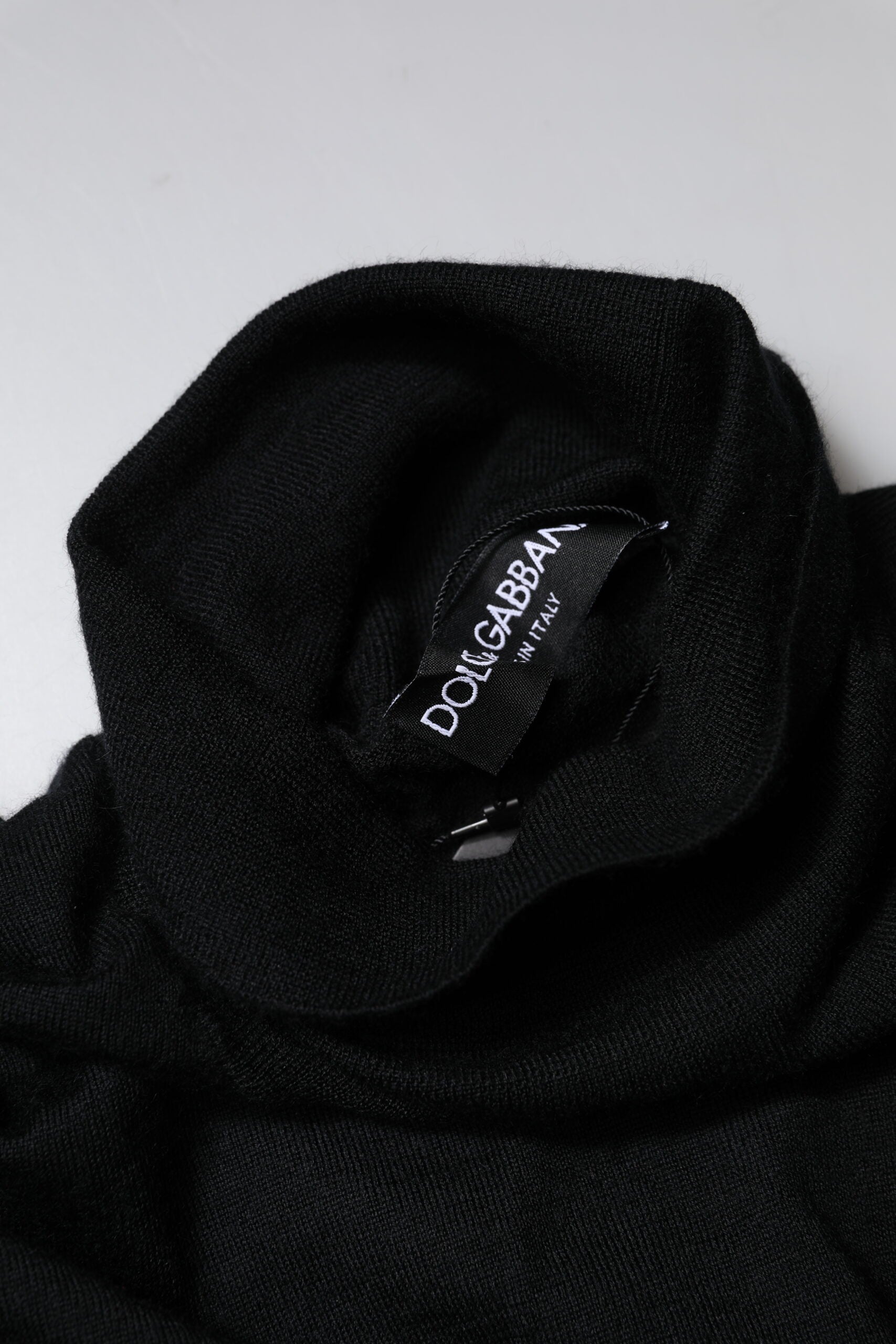 Dolce & Gabbana Black Cashmere Knitted Pullover Sweater