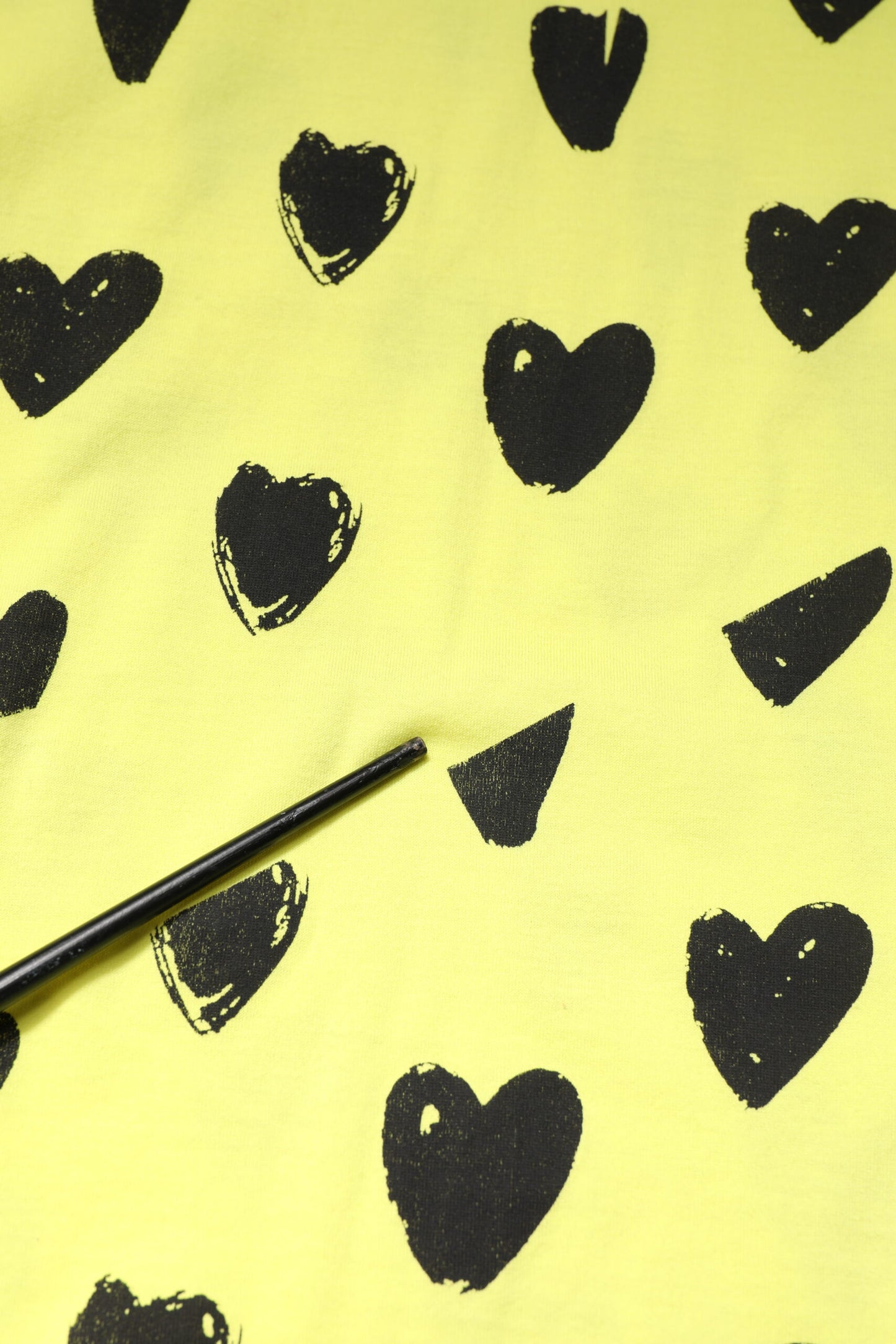 Dolce & Gabbana Yellow Cotton Sleeveless DG Heart T-shirt – Authentic Luxury