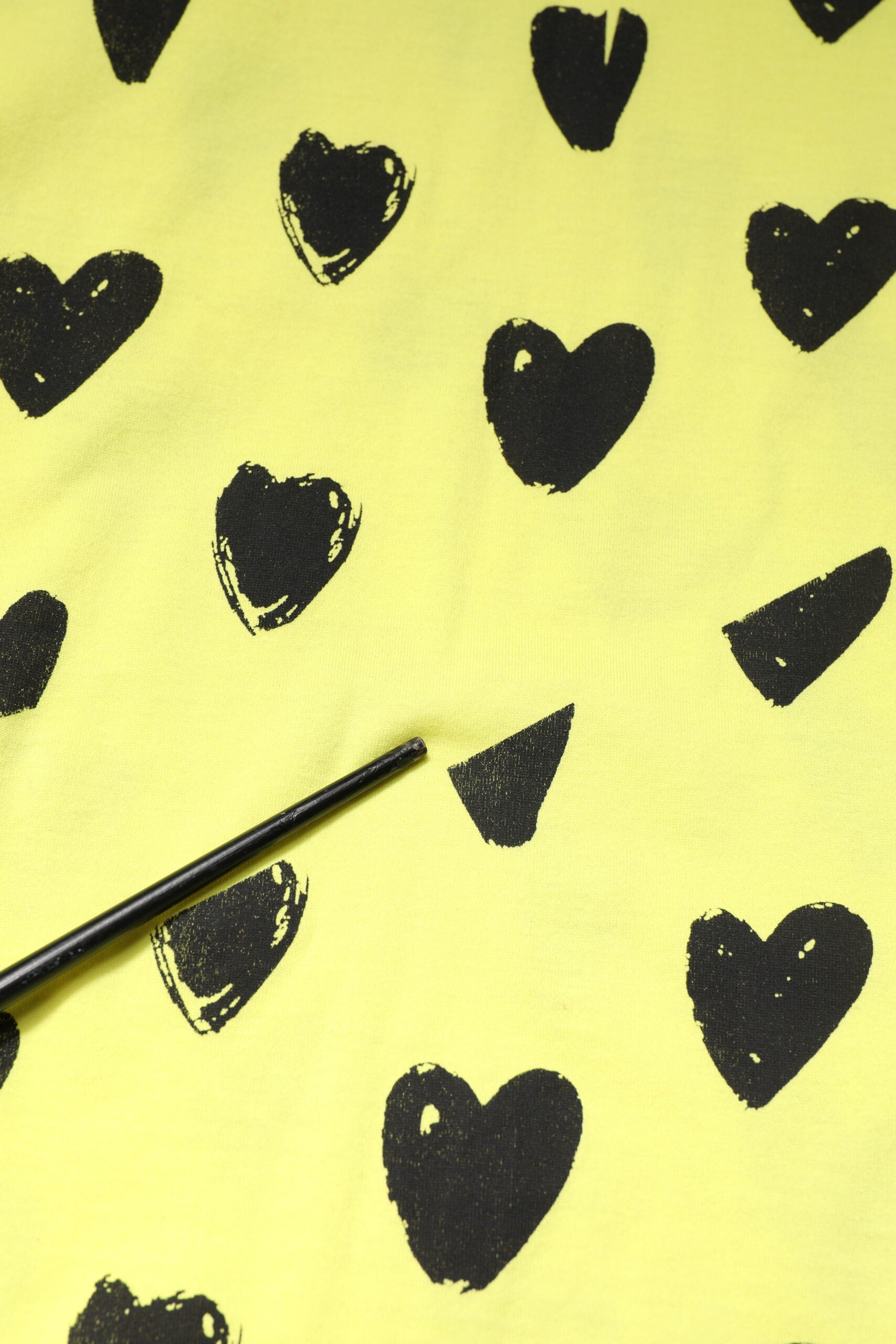 Dolce & Gabbana Yellow Cotton Sleeveless DG Heart T-shirt – Authentic Luxury