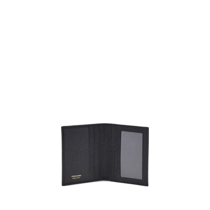 Ferragamo Leather Card Holder: Elegance Meets Functionality