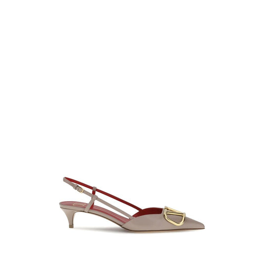 Valentino Garavani VLogo Pumps – Elegance Redefined
