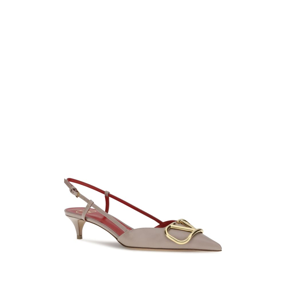 Valentino Garavani VLogo Pumps – Elegance Redefined