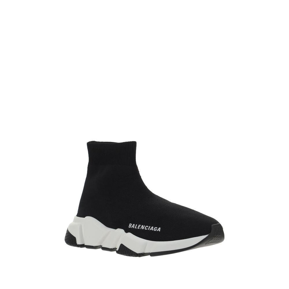 Balenciaga Speed Sneakers – Redefine Your Streetwear Style
