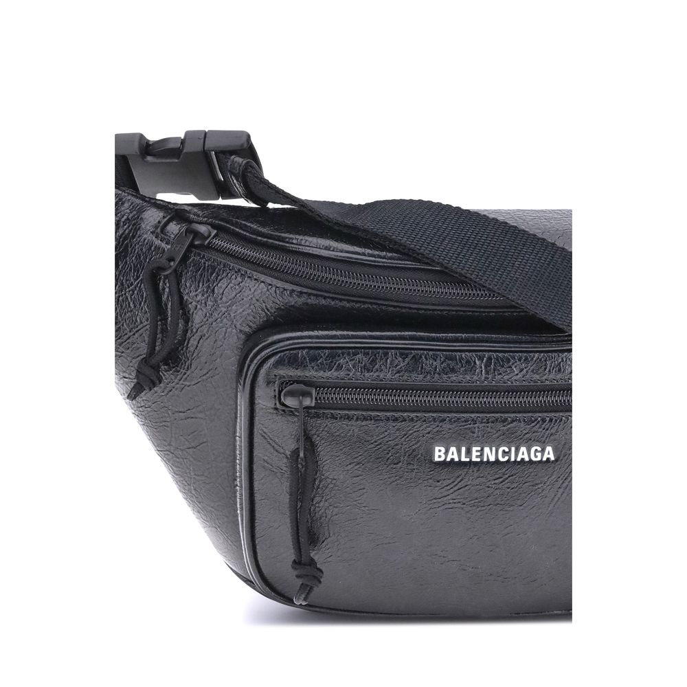 Balenciaga Explorer Fanny Pack: A Bold Statement in Streetwear