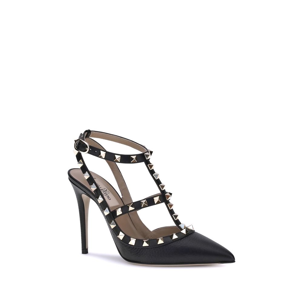 Valentino Garavani Rockstud Pumps: A Statement of Elegance
