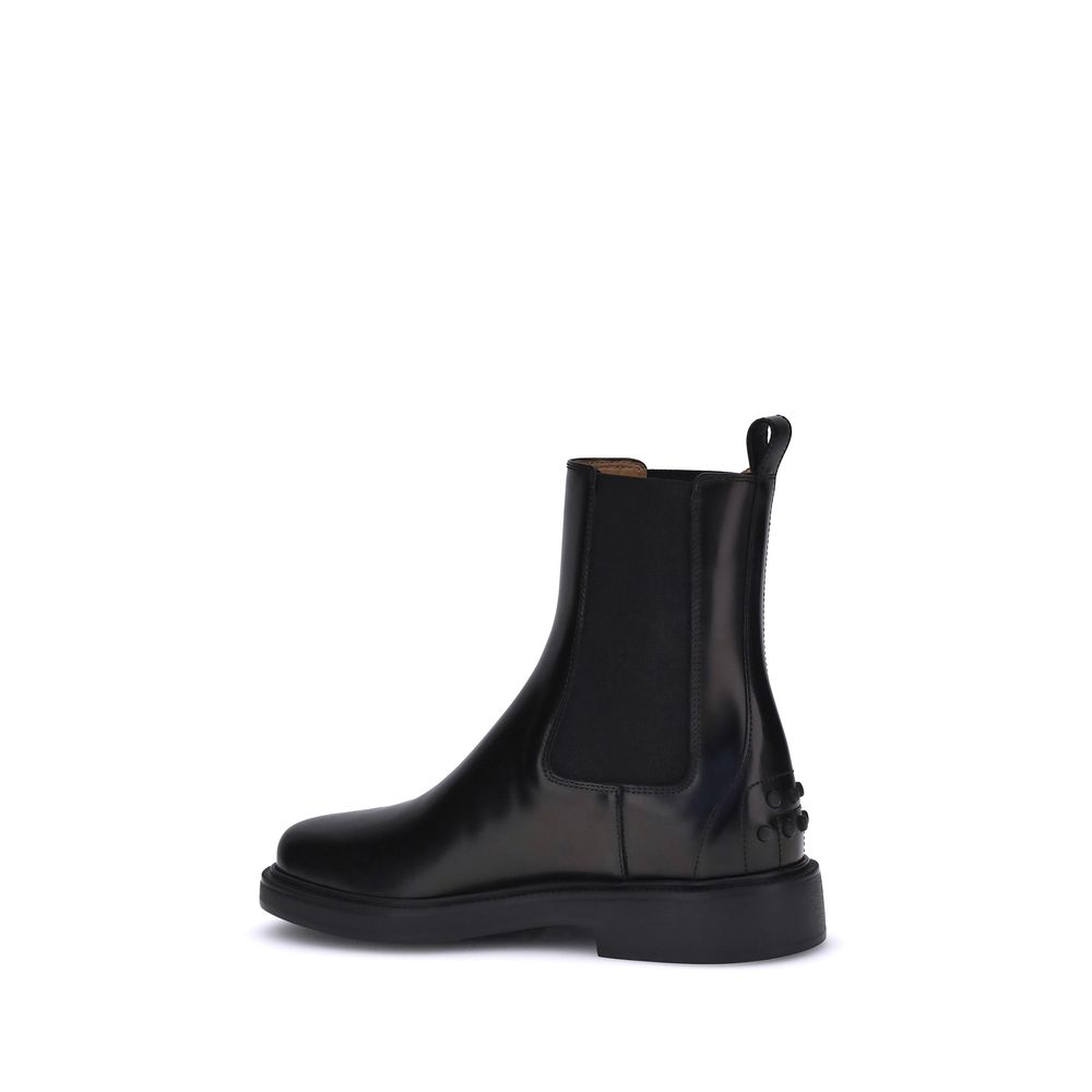 Tod's Chelsea Boots in Leather: Timeless Elegance