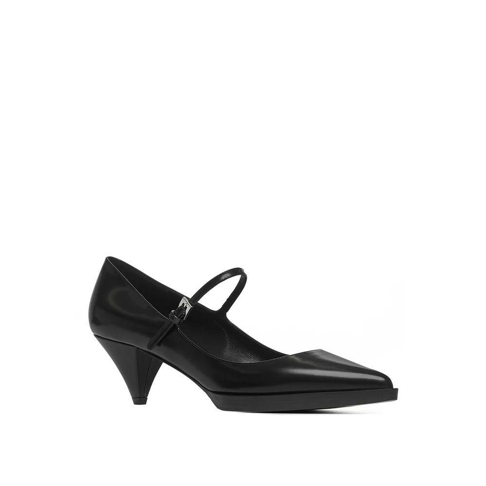 Prada Leather Pumps - Elegant Footwear for the Modern Woman