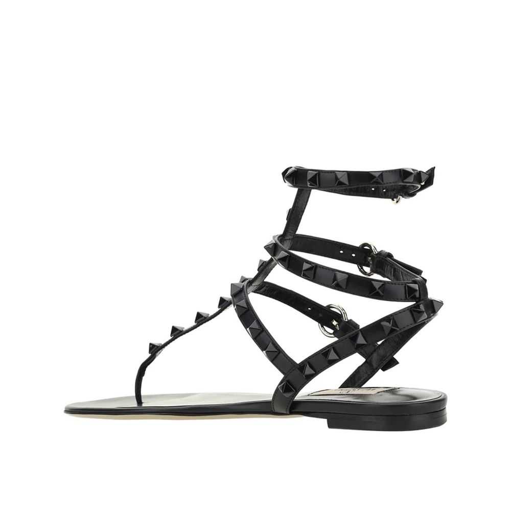 Valentino Garavani Rockstud Flip-Flop Sandals