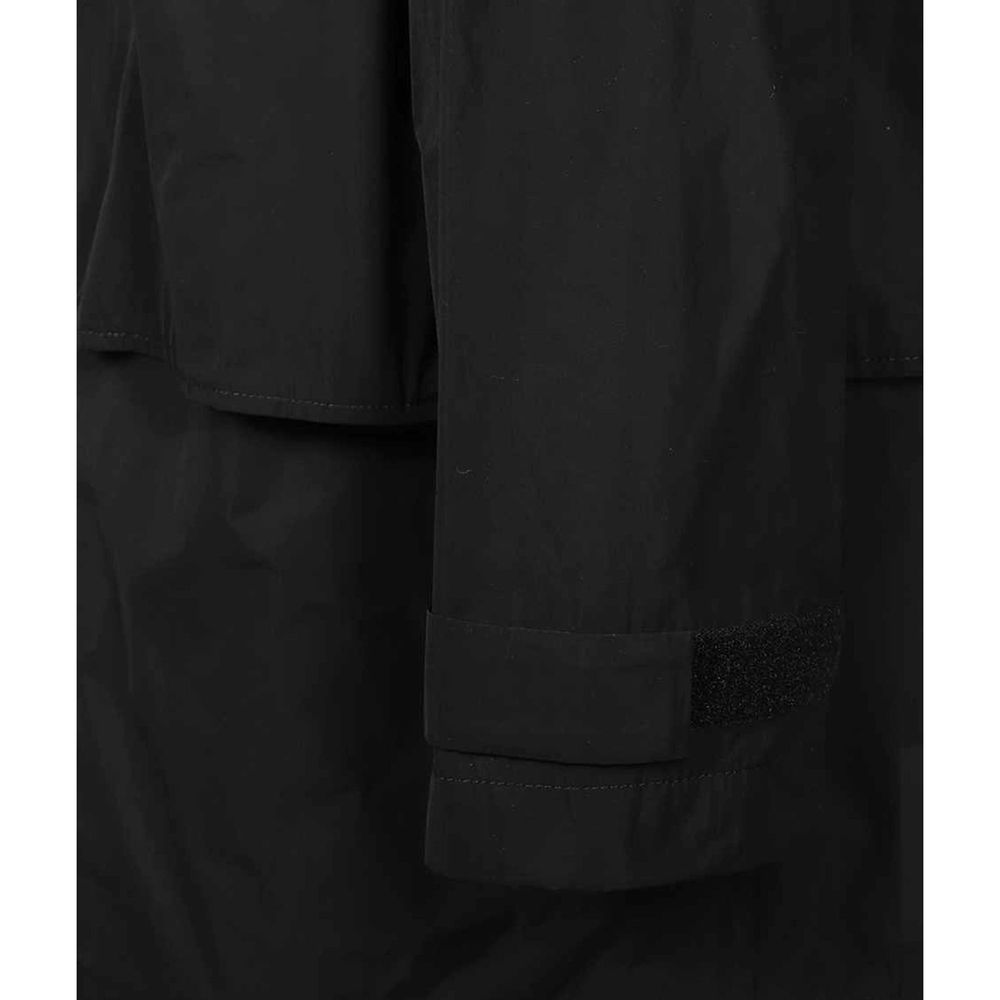 Dsquared2 Windbreaker Jacket – Confident Style Meets Italian Craftsmanship