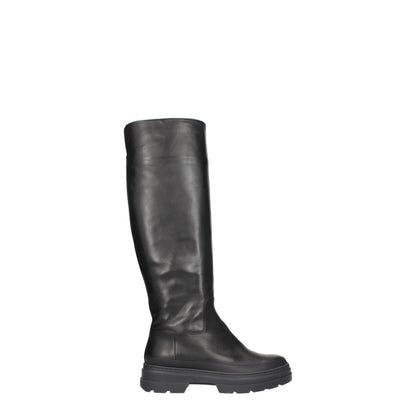 Max Mara Black Leather Boot - Elegant Casual Footwear
