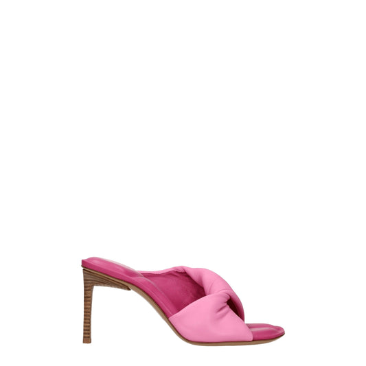 Jacquemus Pink Leather Sandal: A Touch of Southern Charm
