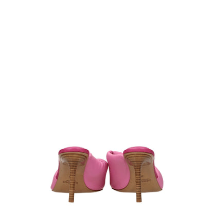 Jacquemus Pink Leather Sandal: A Touch of Southern Charm