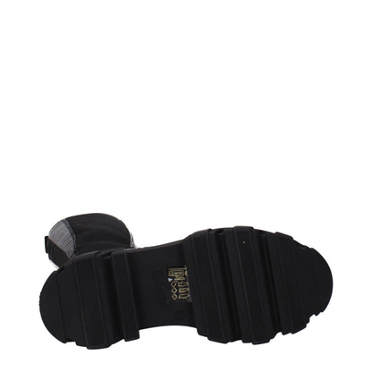 Ganni Black Leather Boot - Stylish Mid Heeled Footwear