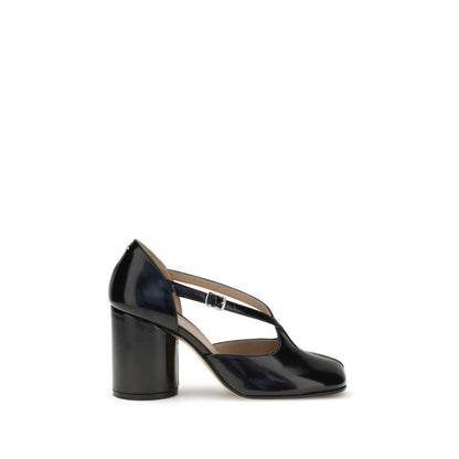 Maison Margiela Tabi Pumps: Iconic Separated Toe Design