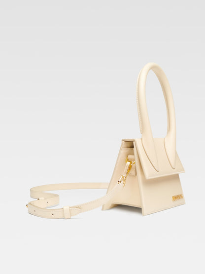 Jacquemus Le Chiquito Moyen Ivory Bag – Effortless Elegance in a Contemporary Icon