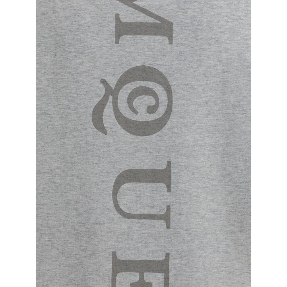 Alexander McQueen T-Shirt: Elevate Your Wardrobe