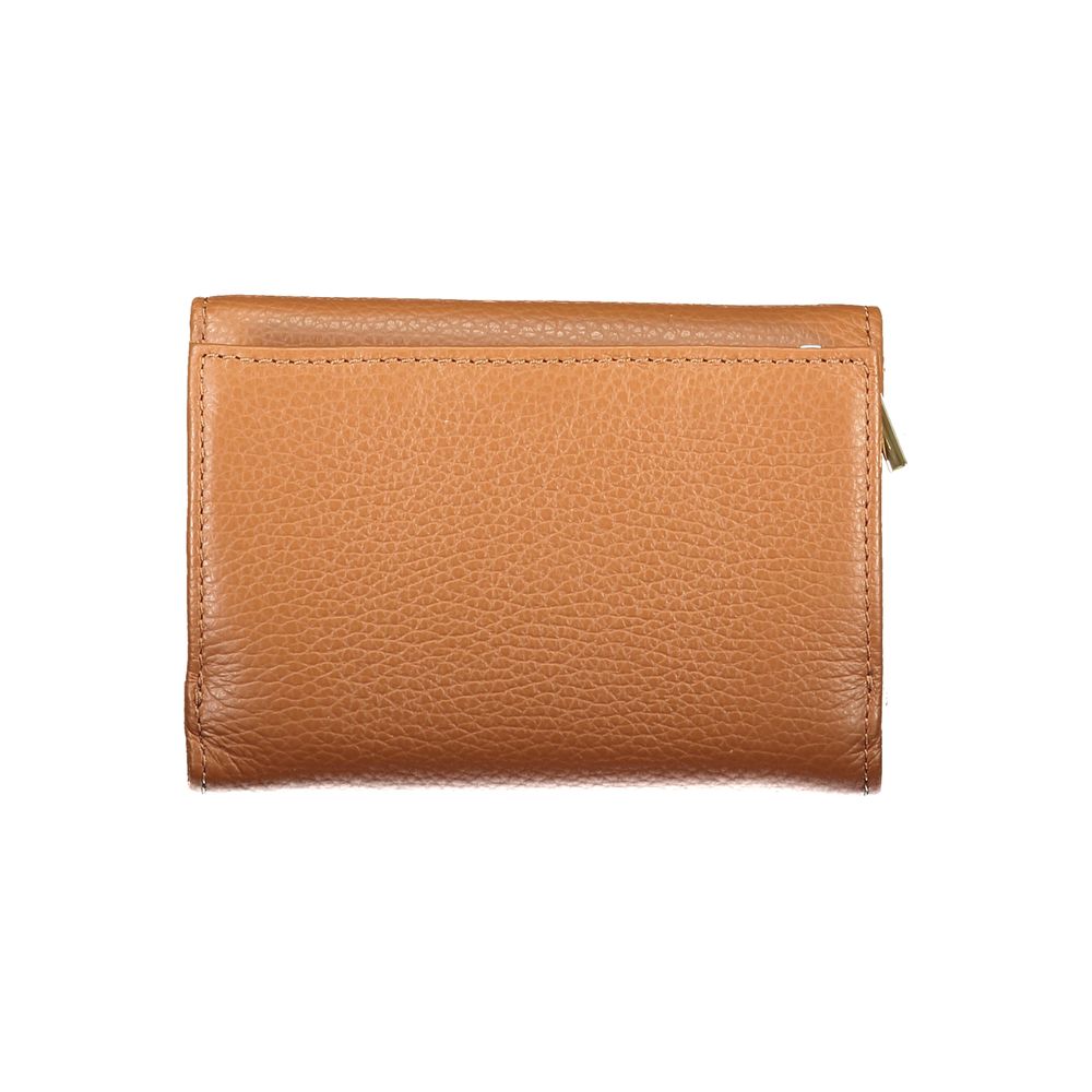 Coccinelle Brown Leather Women Wallet: Timeless Elegance Meets Functionality