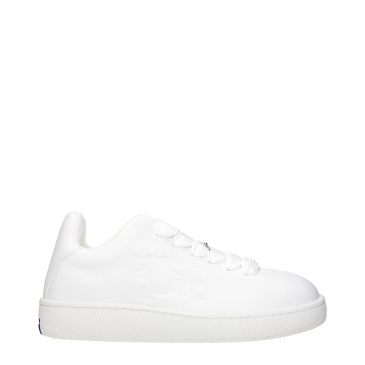 Burberry White Leather Low Tops - Timeless Casual Elegance