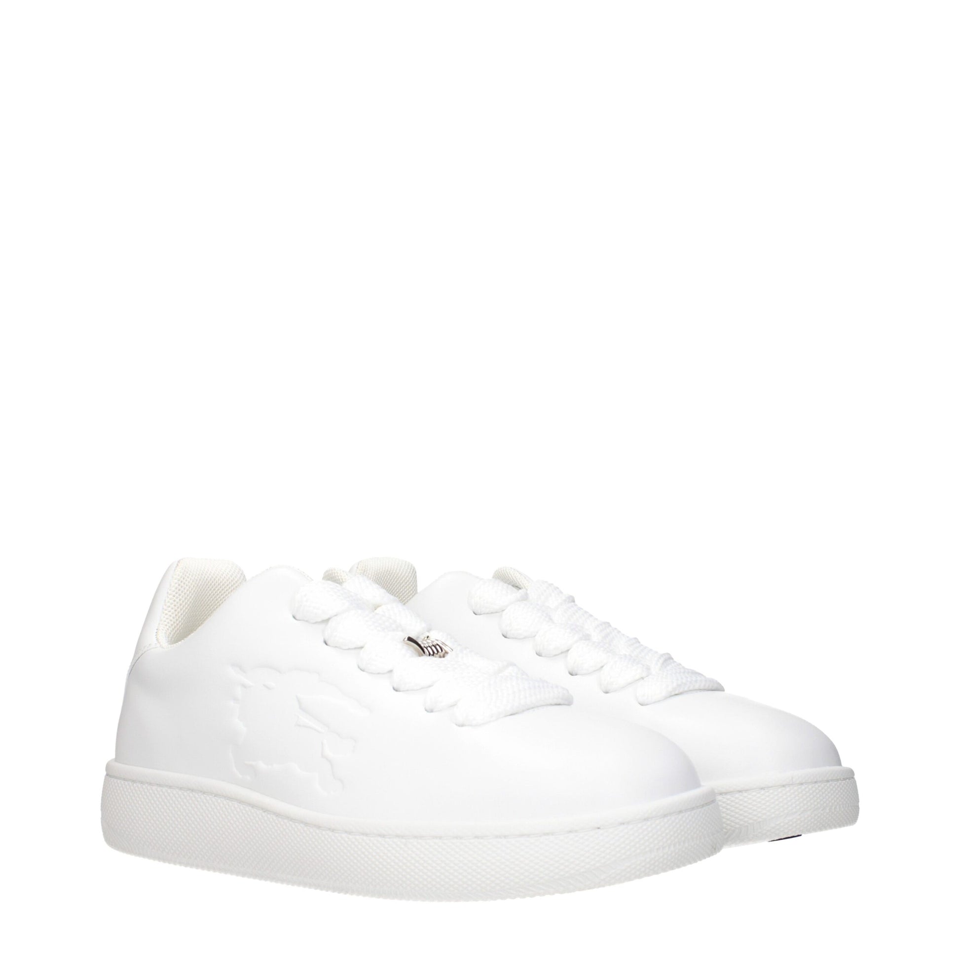Burberry White Leather Low Tops - Timeless Casual Elegance