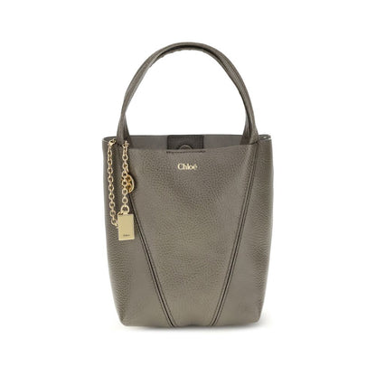 Chloé Spin Shoulder Bag: Effortless Elegance in Leather