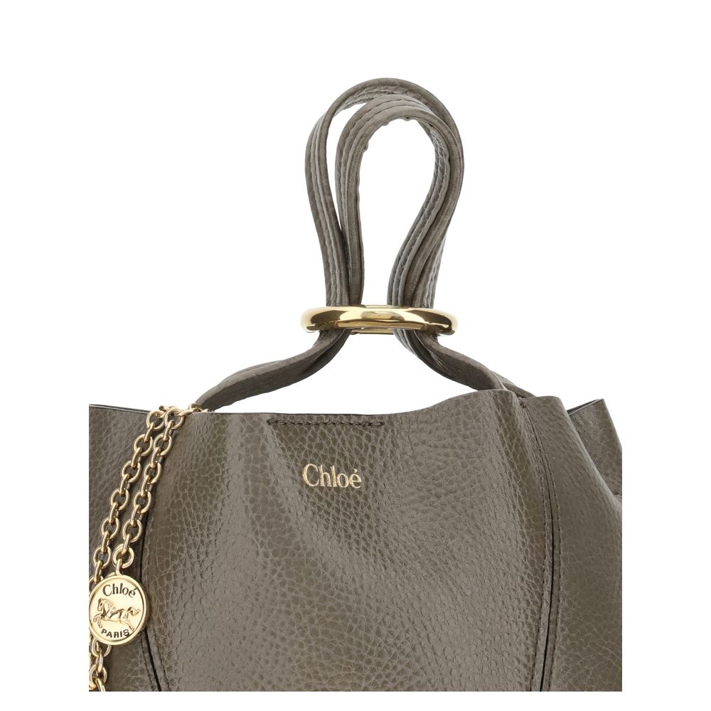 Chloé Spin Shoulder Bag: Effortless Elegance in Leather