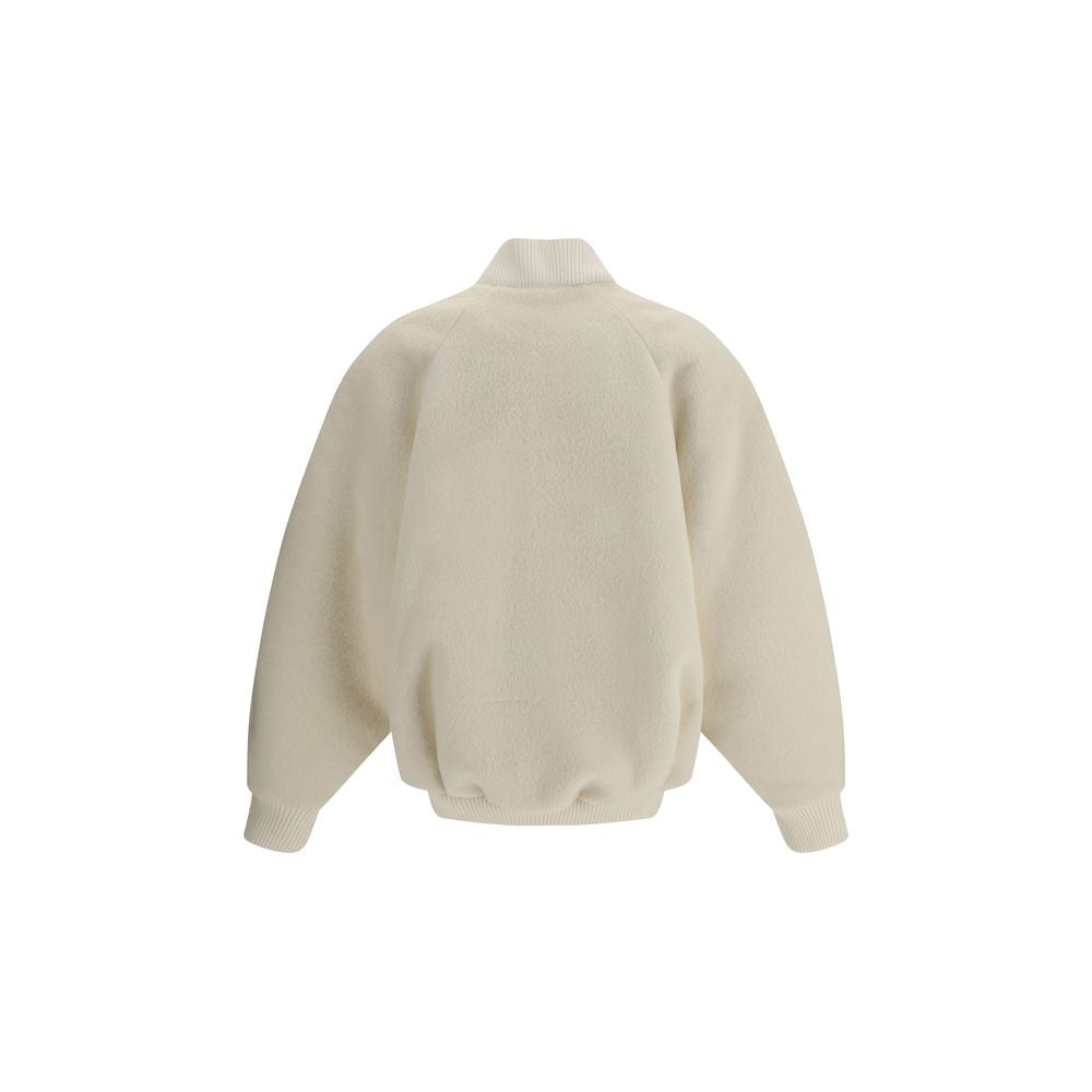 Jacquemus Outerwear - Effortless Elegance in Autumn/Winter Aesthetic