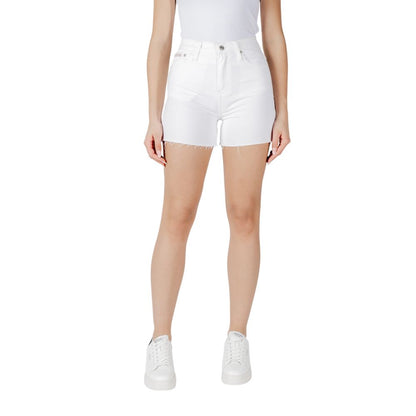 Calvin Klein Jeans MOM J20J225153 Women's Shorts